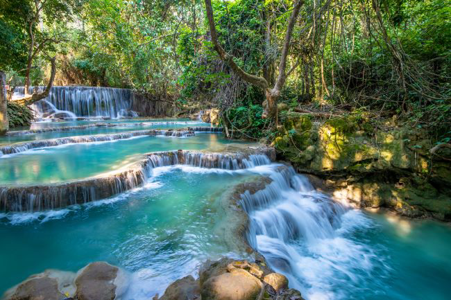 Tour information: Laos: Vientiane - Capital Vientiane - Vang Vieng - Ancient Capital Luang Prabang - Paksan