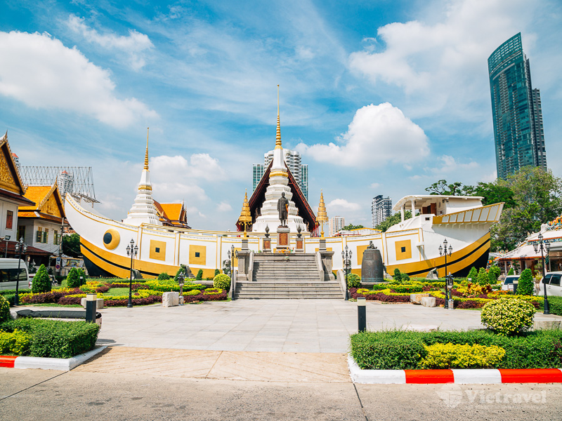 Tour information: Bangkok - Pattaya - Chợ nổi Bốn Miền – Wat Phra Yai – Khu du lịch Suan Thai Pattaya – Thưởng thức Colloseum Show